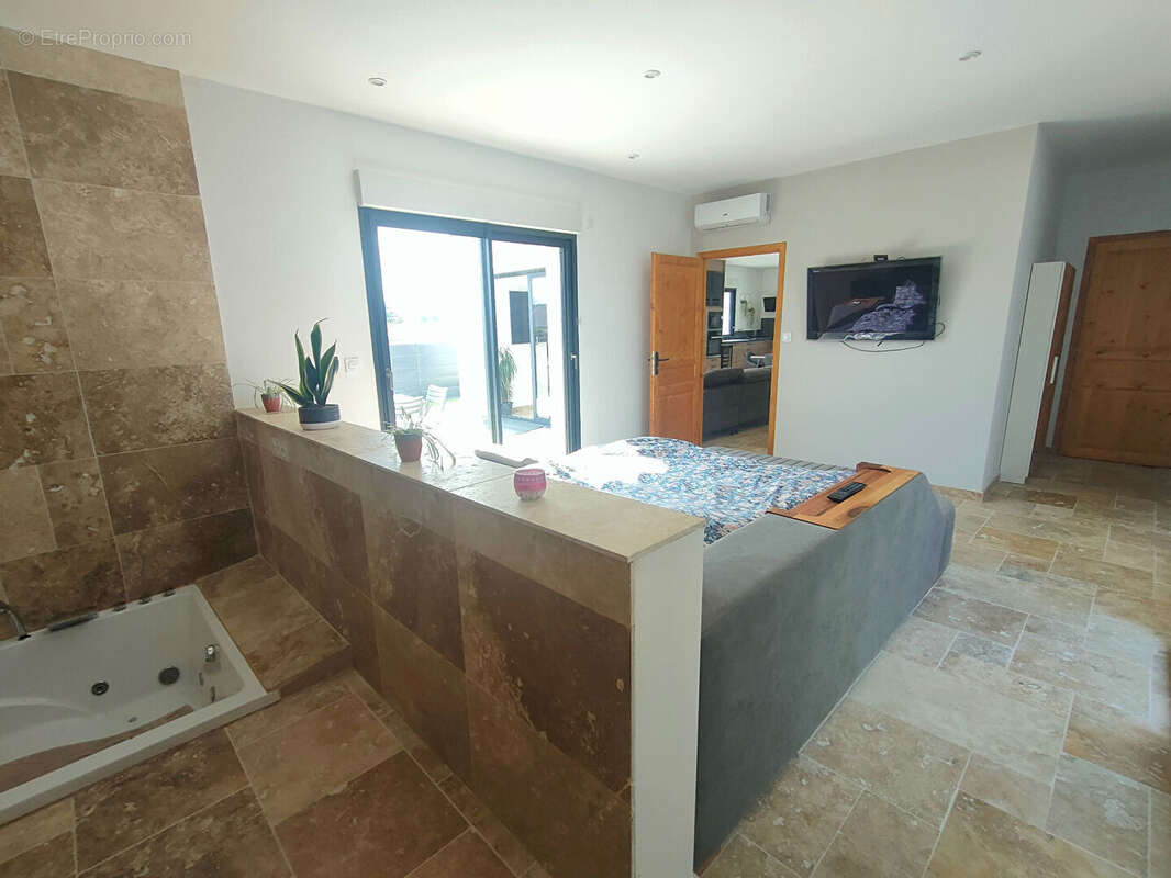 Maison à CHATEAU-GONTIER