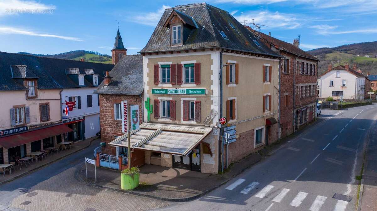 Appartement à SAINT-CHRISTOPHE-VALLON