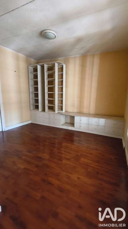 Maison 200 m² à Chateauroux  - photo 8