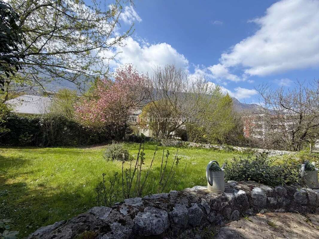 Maison à LE BOURGET-DU-LAC