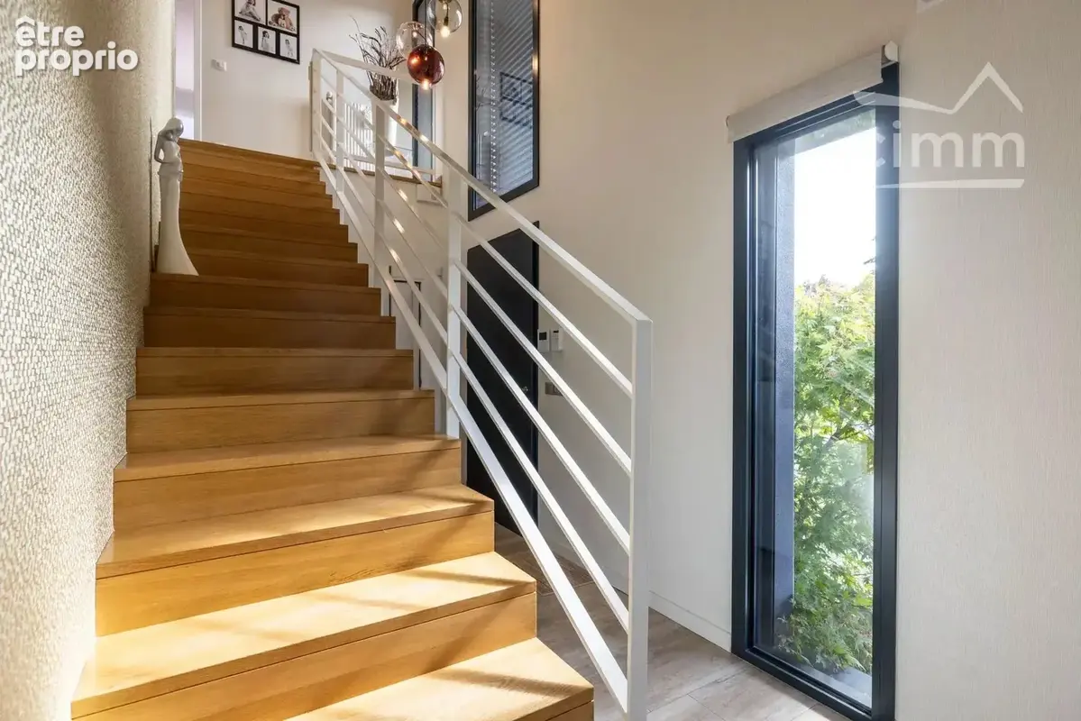 Saint-ismier — maison d’architecte contemporaine avec piscine chauffée, climatisation et vue belledonne - photo 10