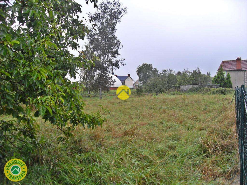 Maison à SAINT-LOUP-DES-CHAUMES
