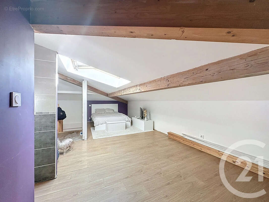 Maison 140 m² à Vienne  - photo 8
