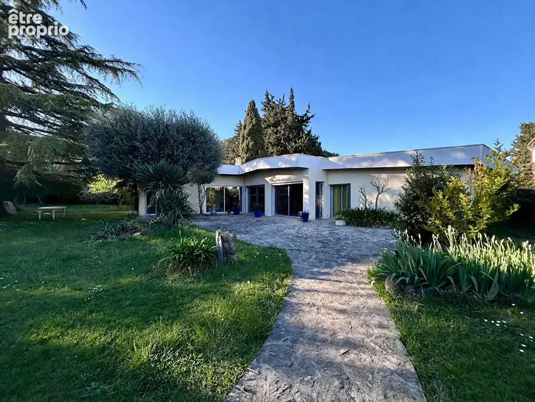 LE TEIL - Maison d'architecte à vendre - 179m² habitables - photo 2