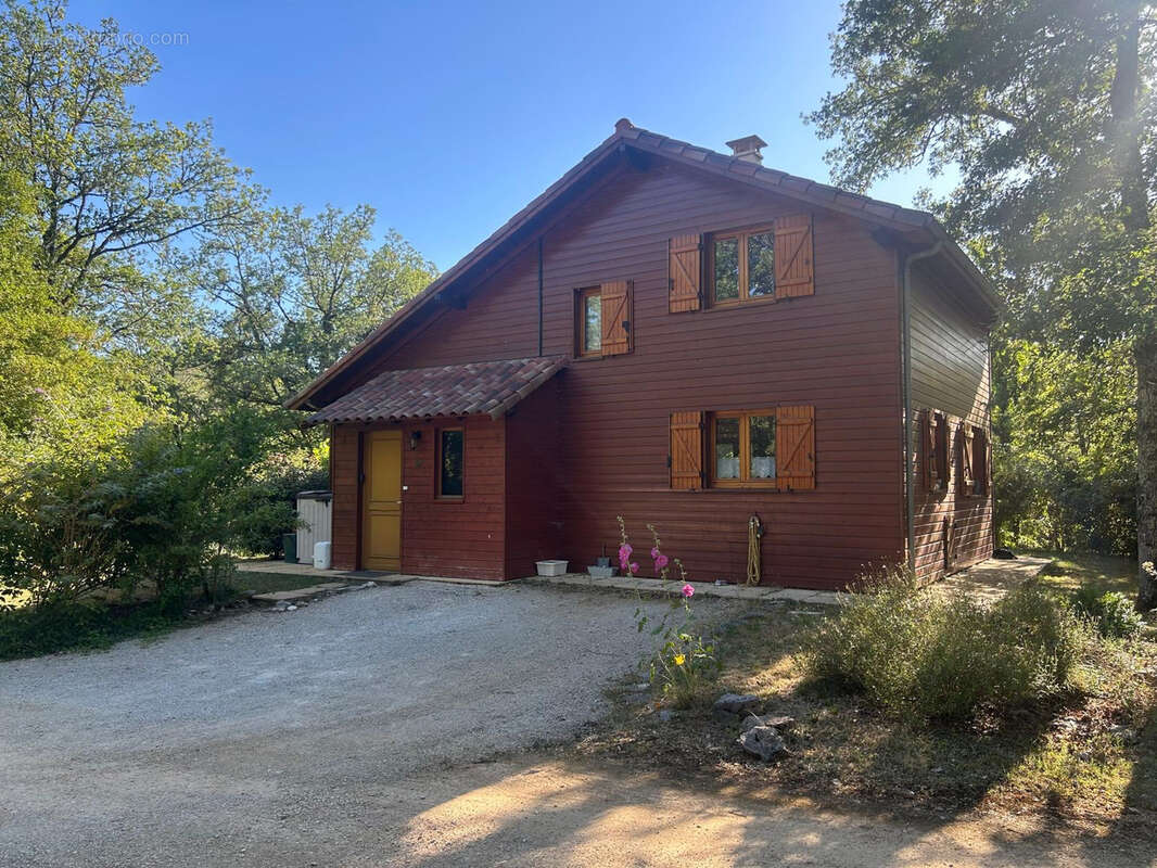 Maison à LACHAPELLE-AUZAC