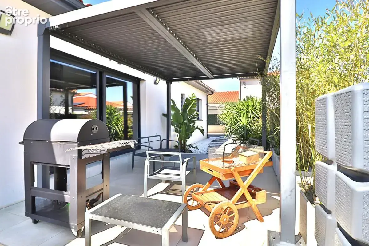Villa  4 pièce(s) 102 m2 sur un terrain de 336m² avec piscine - photo 6