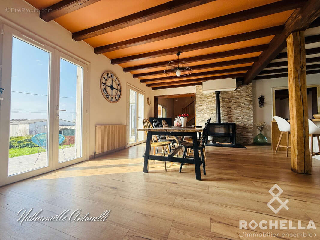 Maison à LES EGLISES-D&#039;ARGENTEUIL