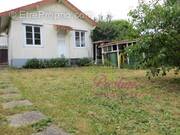 Maison à LE MESNIL-LE-ROI