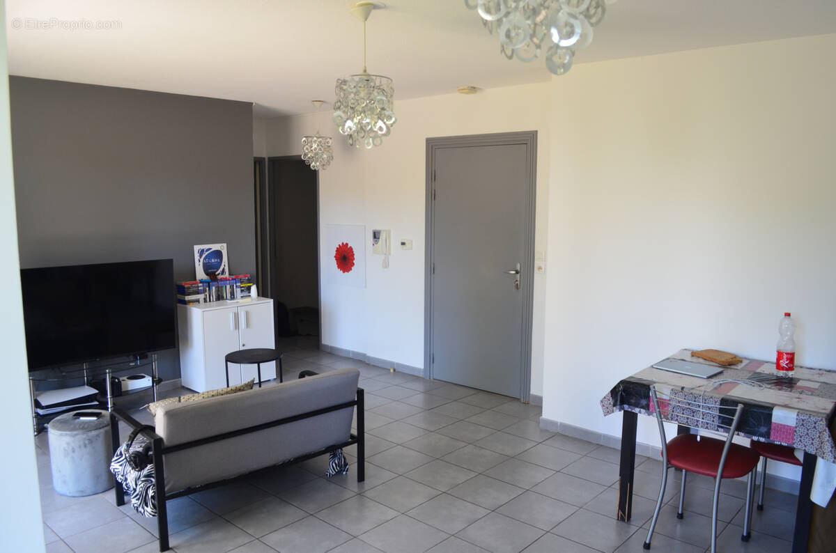 Charmant Appt T3 climatisé Quartier calme - photo 2