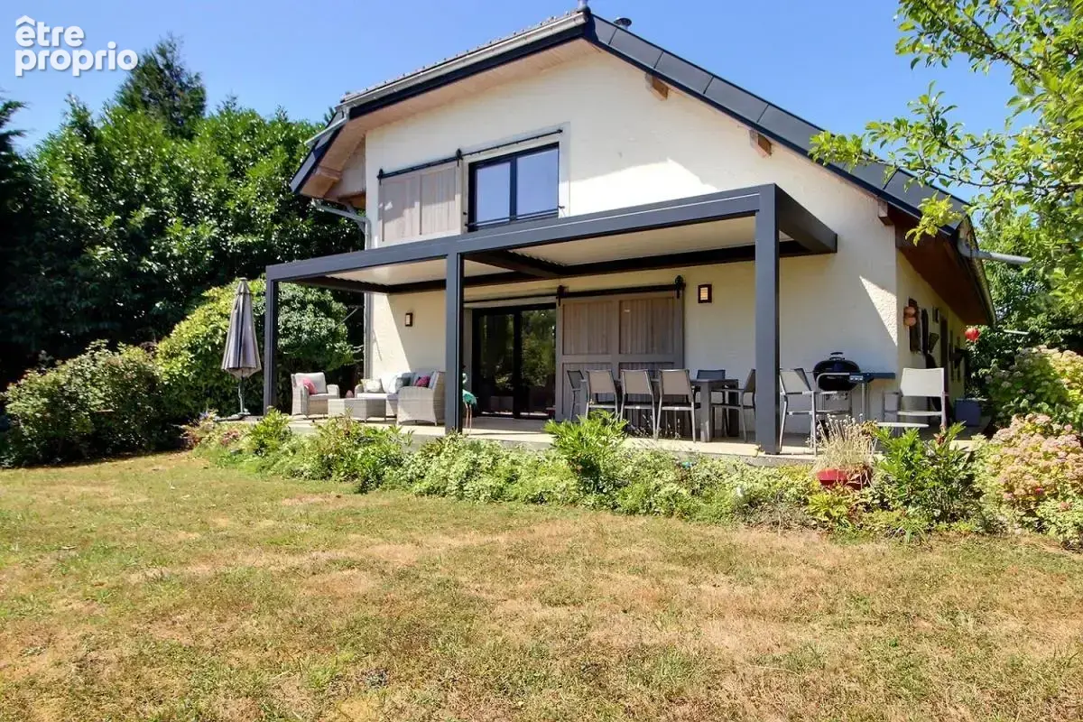 Maison indépendante de 218.63 m², terrain de 1928 m² - photo 15