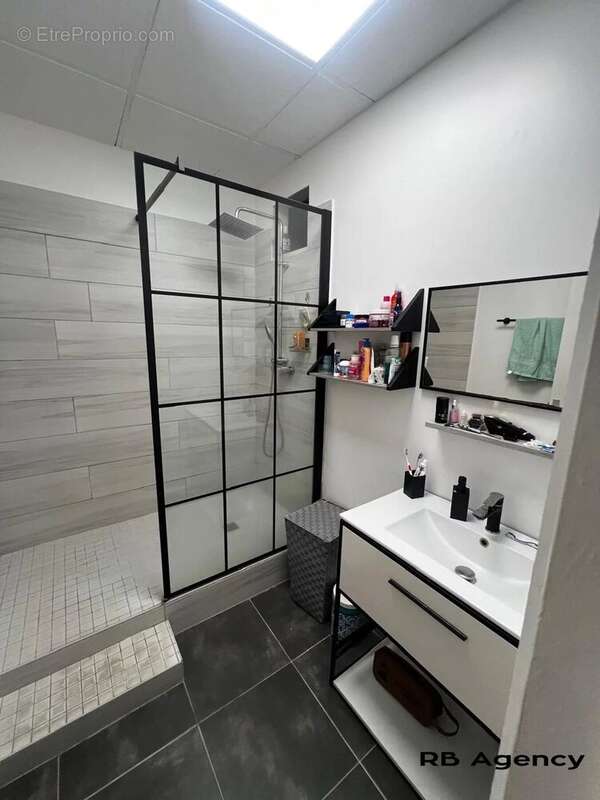 Appartement à POINTE-A-PITRE