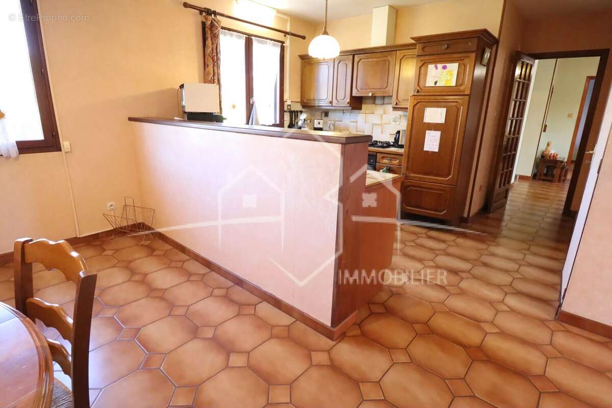 Maison à BEAUREPAIRE