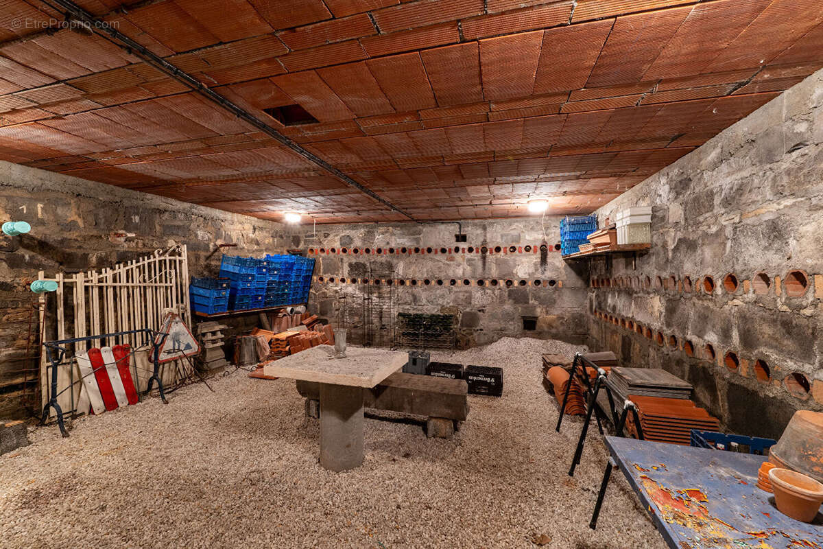 Maison à CHATEAUGAY