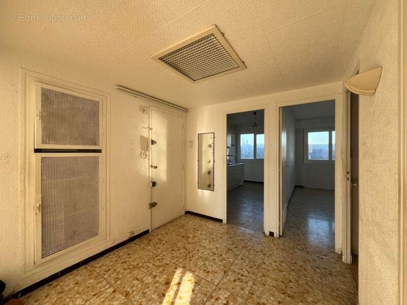 Appartement à MARSEILLE-10E