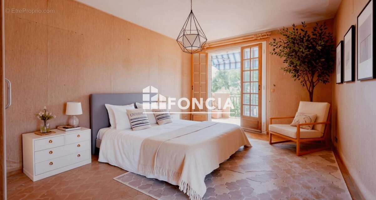Appartement à CARQUEIRANNE