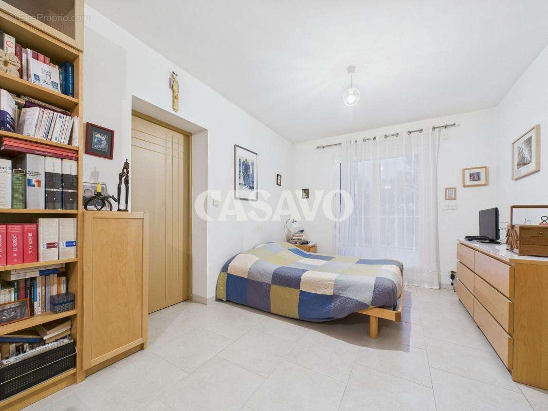 Maison à BOUGUENAIS