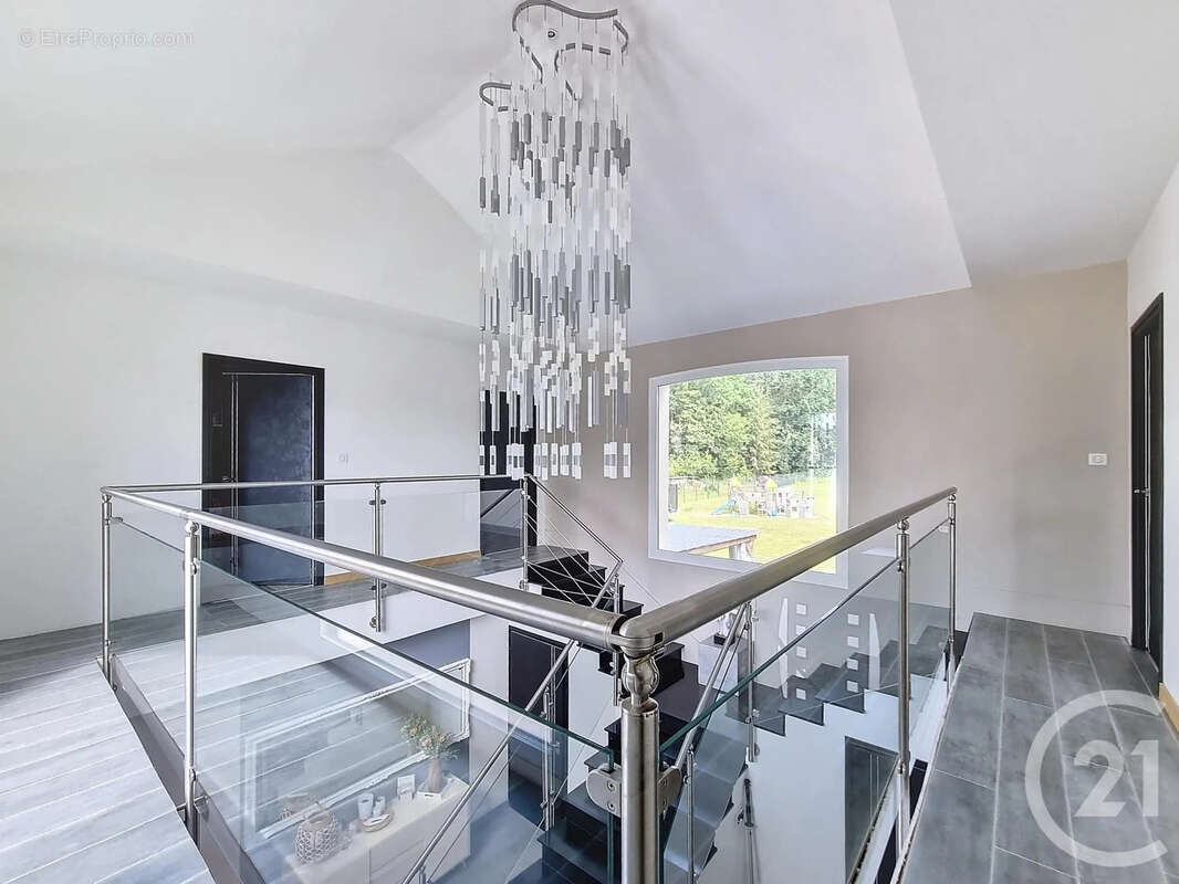 Maison 170 m² à Ingre  - photo 10