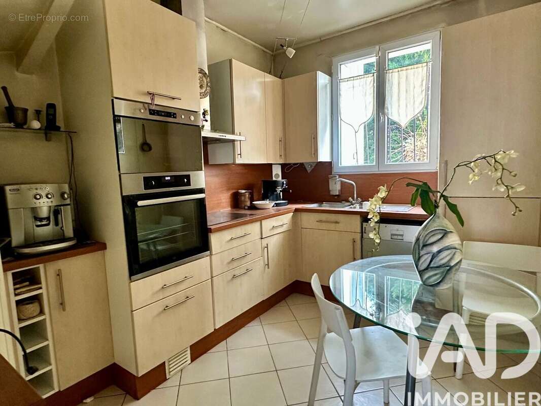 Photo 2 - Maison à NOGENT-SUR-MARNE