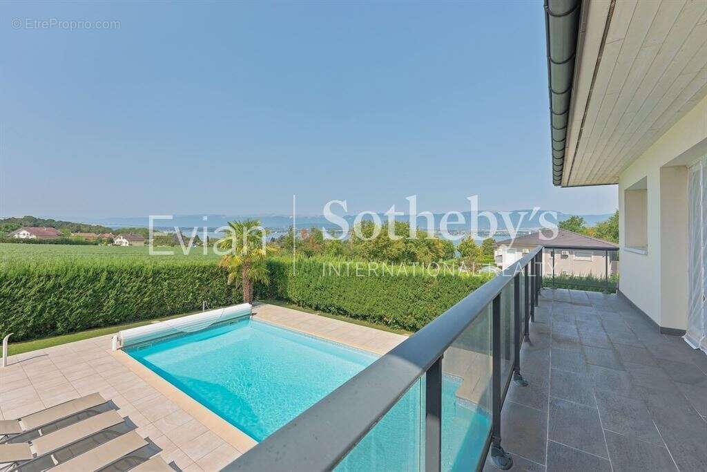 Villa à Chens-sur-Léman avec piscine et annexe - photo 3