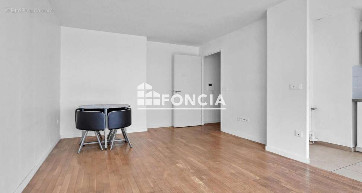 Appartement à BAGNEUX