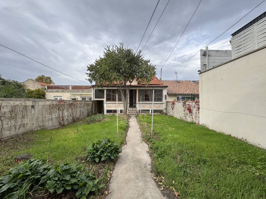 Maison à MARSEILLE-9E