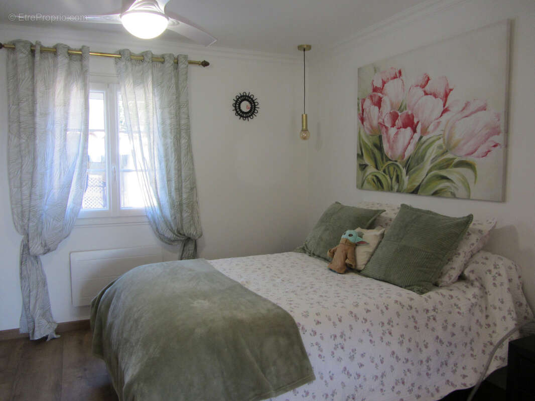 Maison à ROQUEBRUNE-SUR-ARGENS