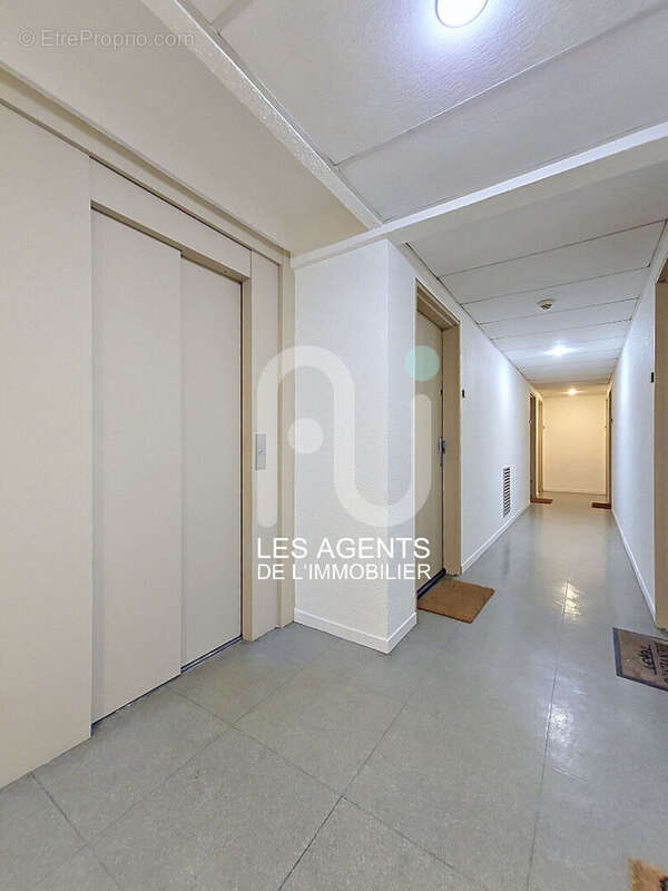 Appartement à SURESNES