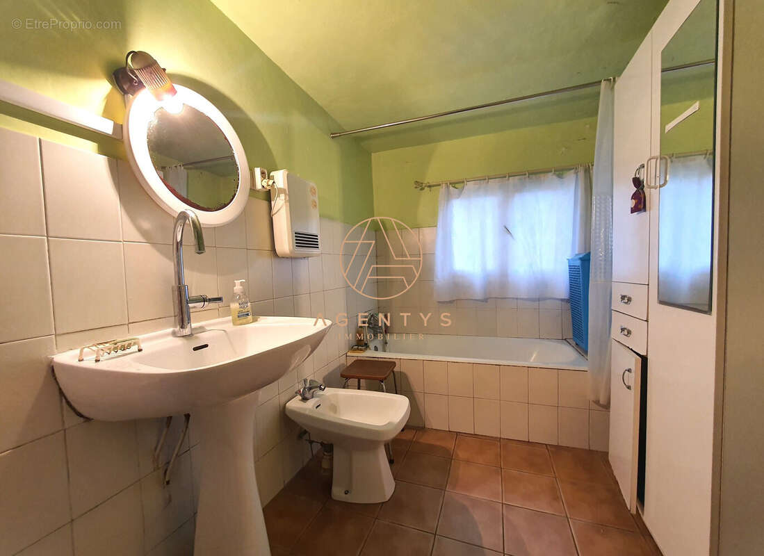 Maison à CHAMPIGNY-SUR-MARNE