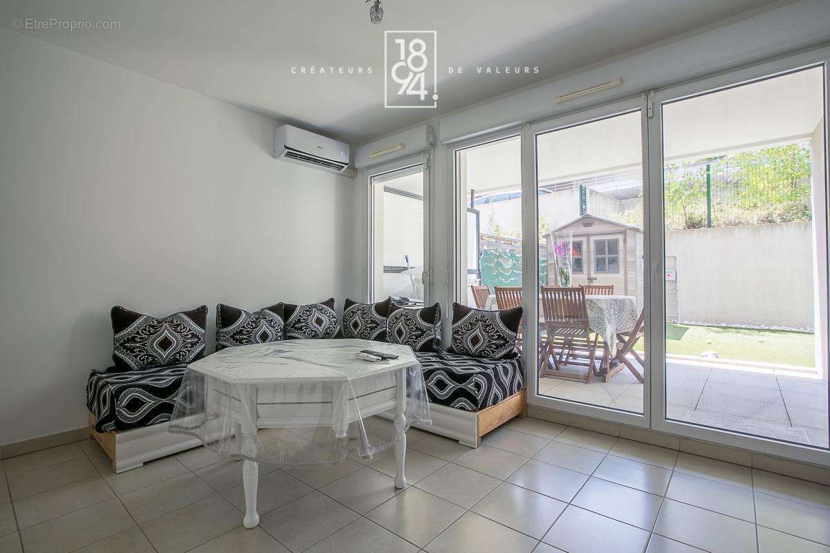 Appartement à MARSEILLE-12E