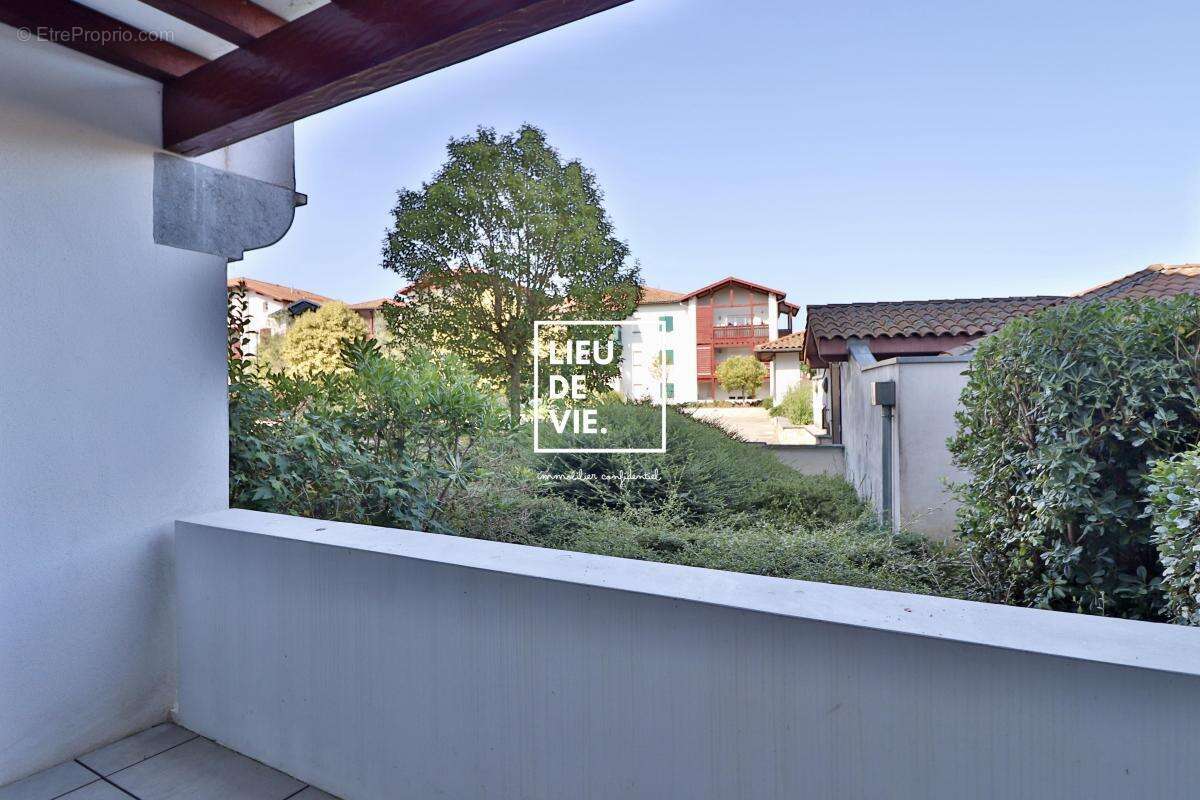 Appartement à URRUGNE