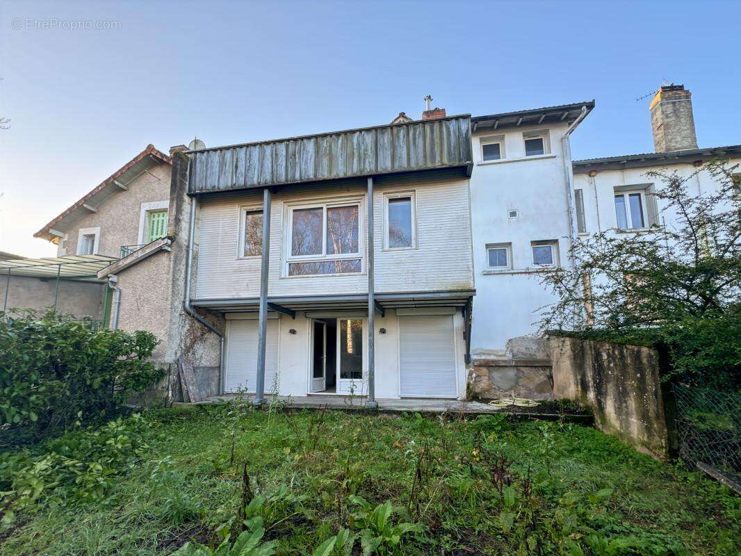 Maison à COULOUNIEIX-CHAMIERS