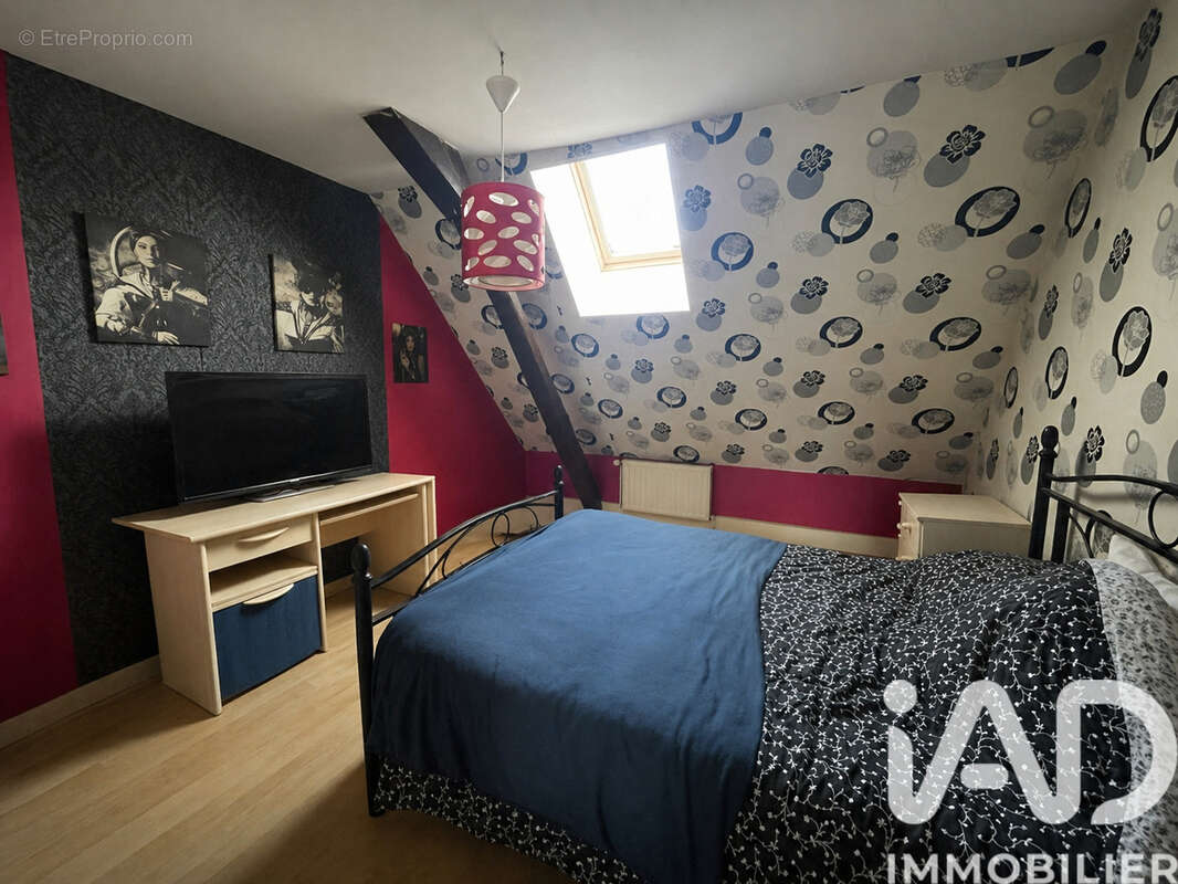 Photo 6