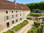 Maison à GONDRECOURT-LE-CHATEAU
