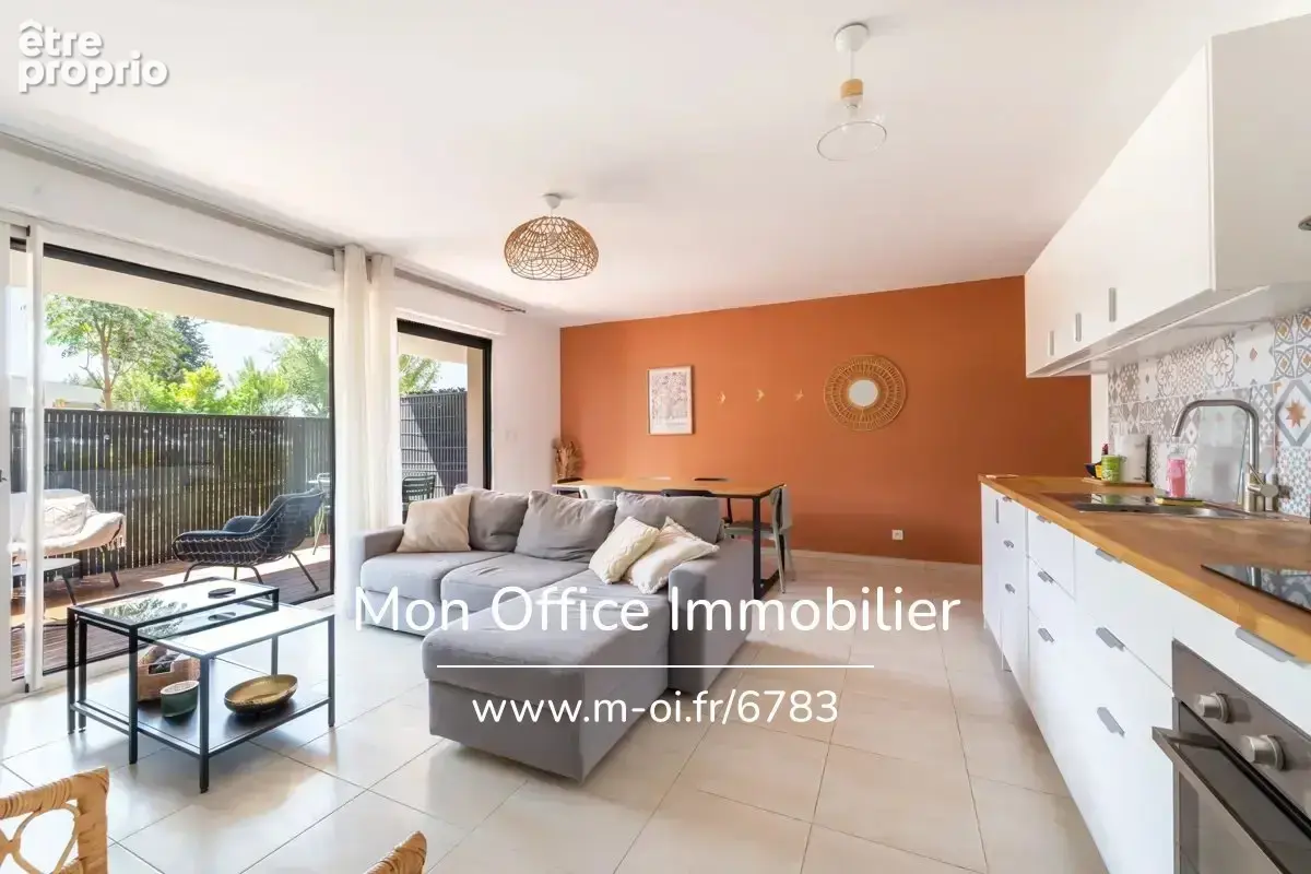 Appartement à EGUILLES