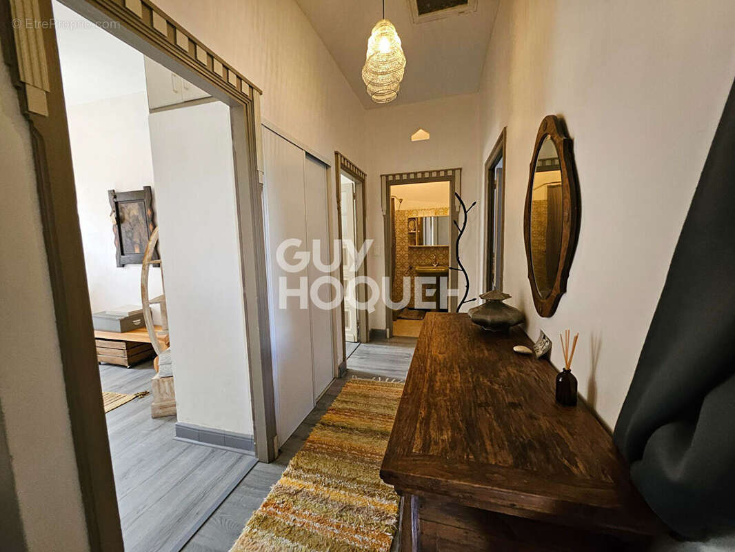 Maison d'exception à vendre à Minerve  Vue imprenable sur la vallée - photo 6