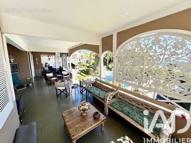 Photo 6 - Maison à SAINT-DENIS