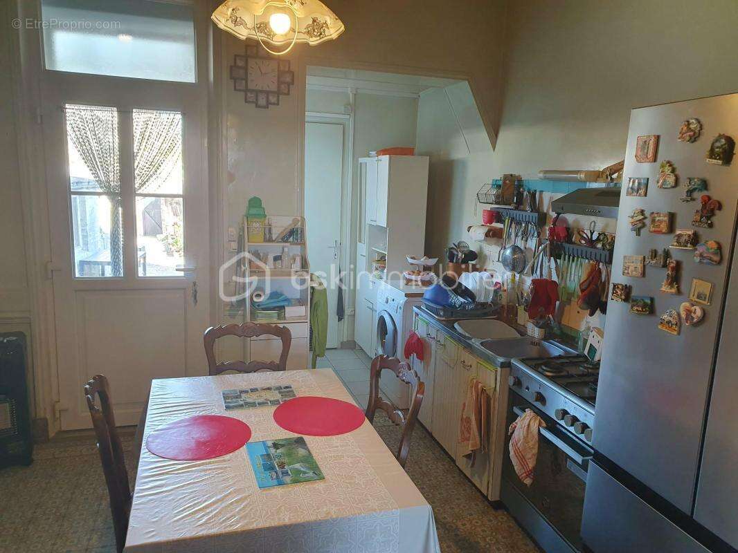 Maison à ORIGNY-SAINTE-BENOITE