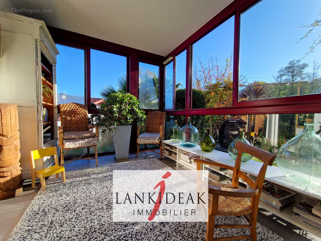 Appartement à USTARITZ