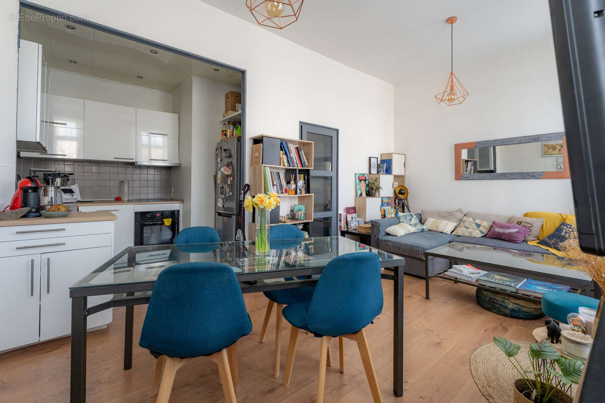 Appartement à MARSEILLE-16E
