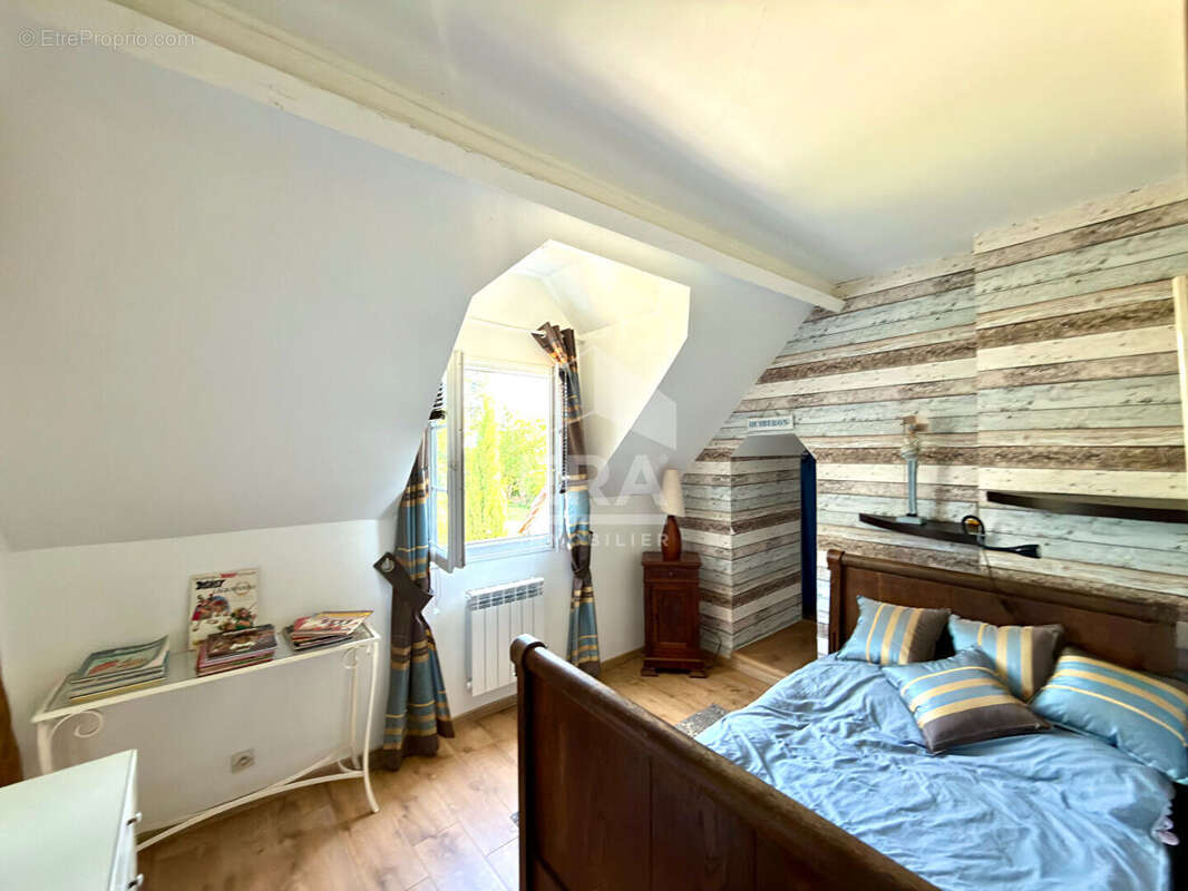 Maison à EGREVILLE