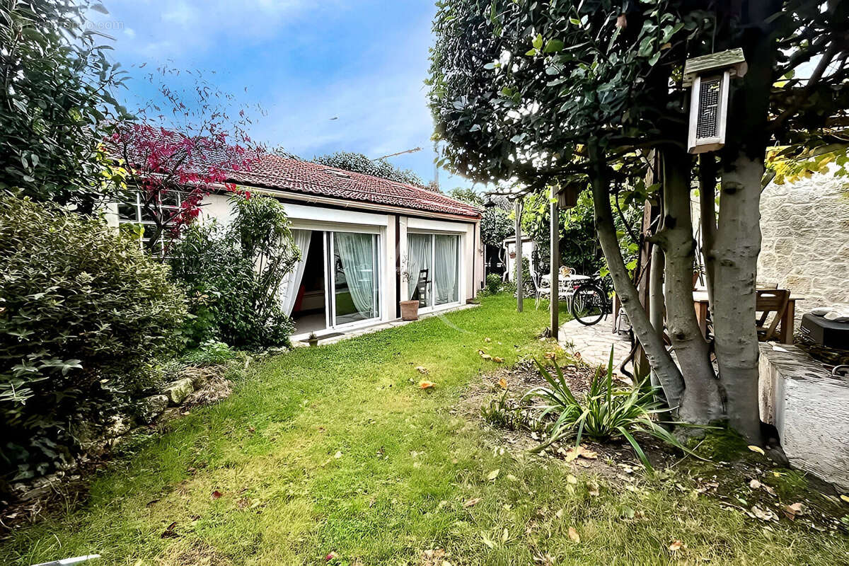 Maison à VITRY-SUR-SEINE