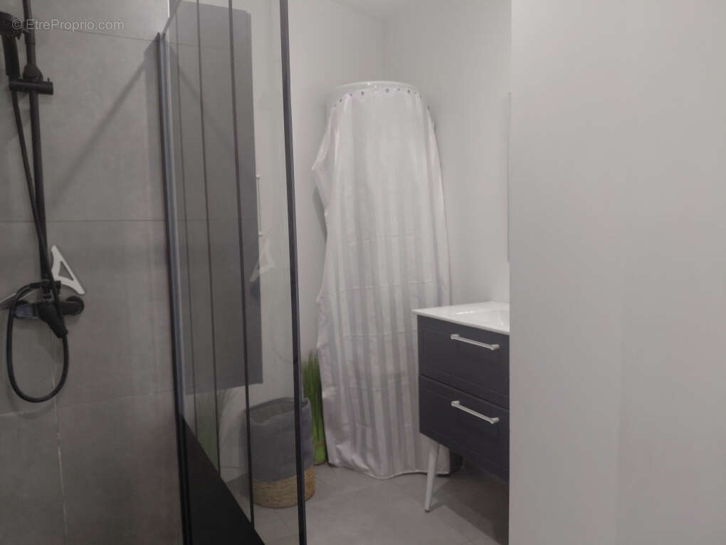 Ensemble immobilier - photo 18
