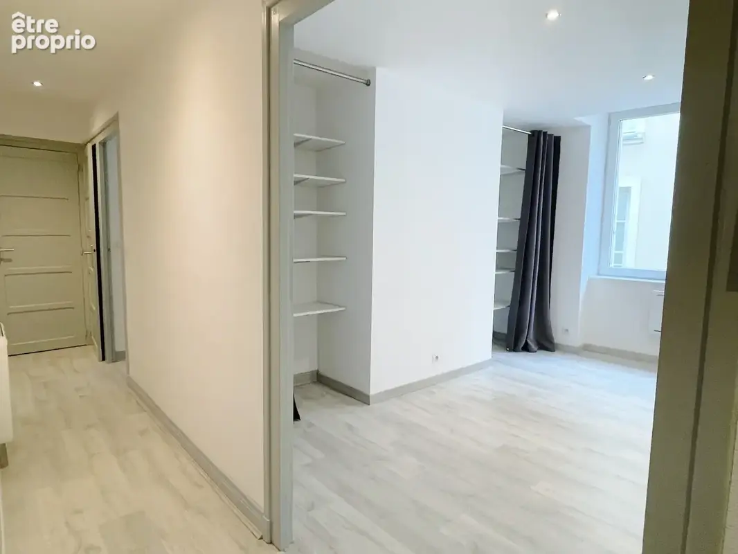 A VENDRE - Immeuble de rapport centre-ville Argenton-sur-Creuse - photo 4