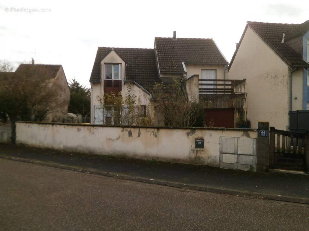 Maison à SAINT-GERMAIN-DU-PUY