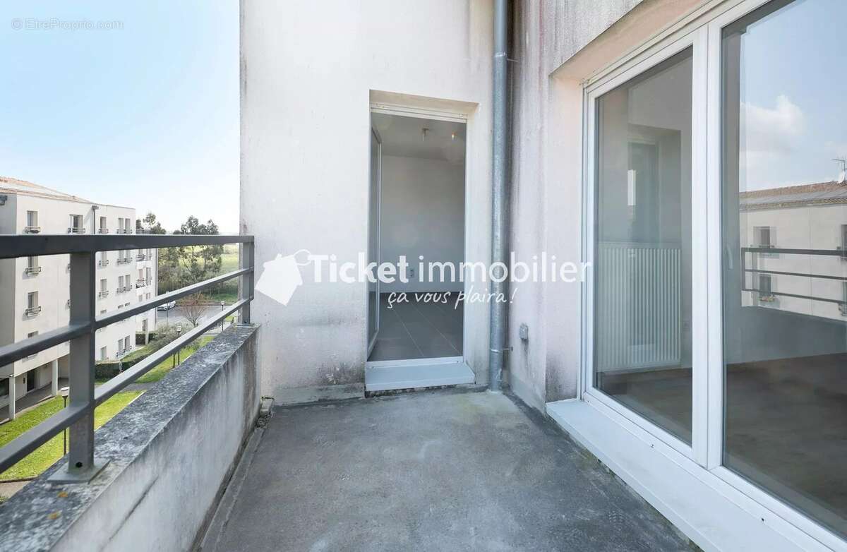 Appartement t3 61m2 cornebarrieu avec balcon, deux places de parking, concierge etc... - photo 12