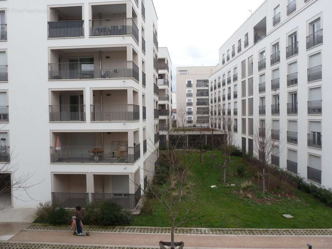 Appartement à LYON-8E