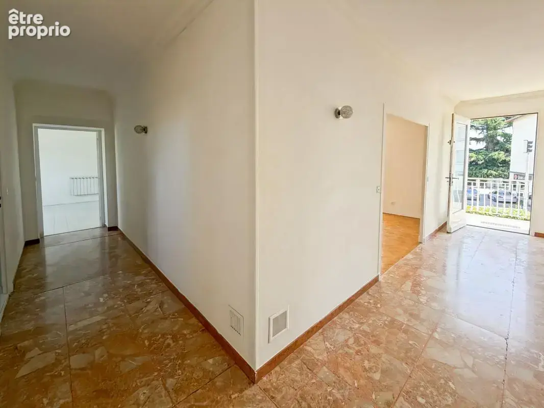 Coup de cœur à Guilherand-Granges – Appartement T4 de 103 m² + 39m² de comble aménageable avec balcon & jardin - photo 9