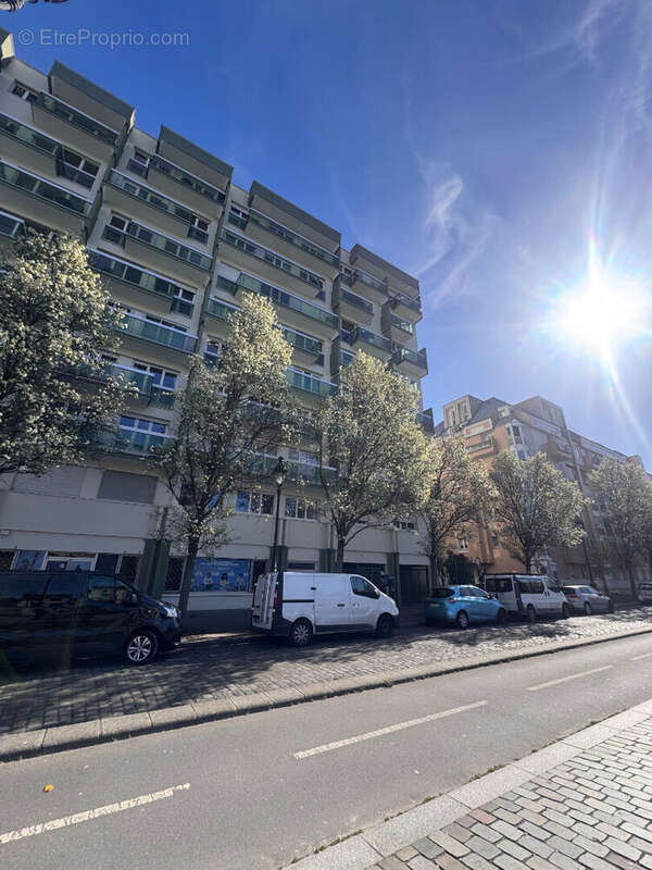 Appartement à PARIS-19E