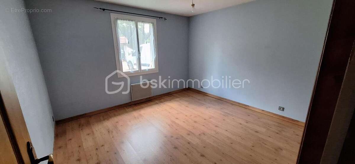 Maison à LA BUSSIERE