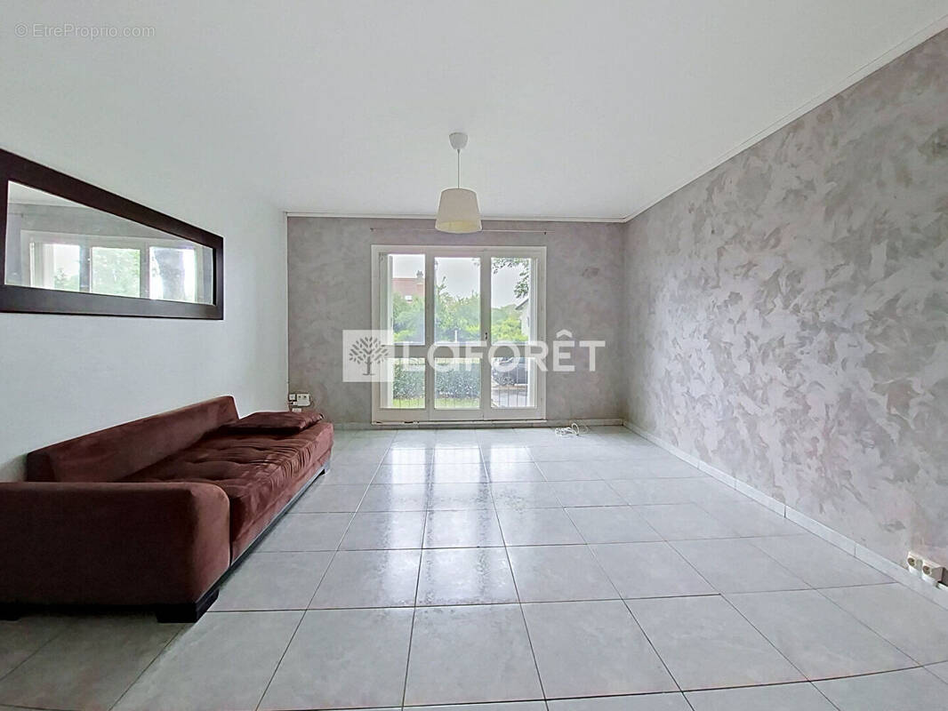 Appartement à YERRES
